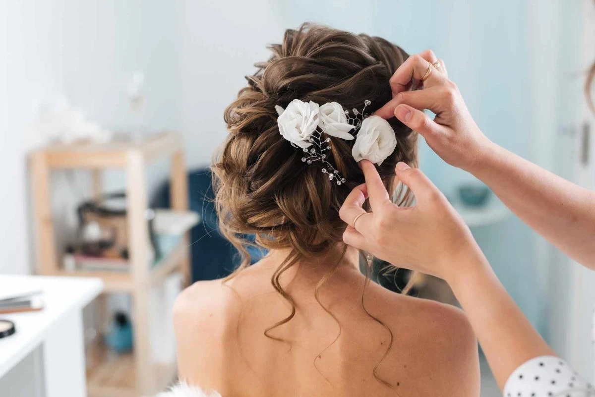 Bruno Flaujac Coiffure -Coiffure chignon mariage à Cugnaux